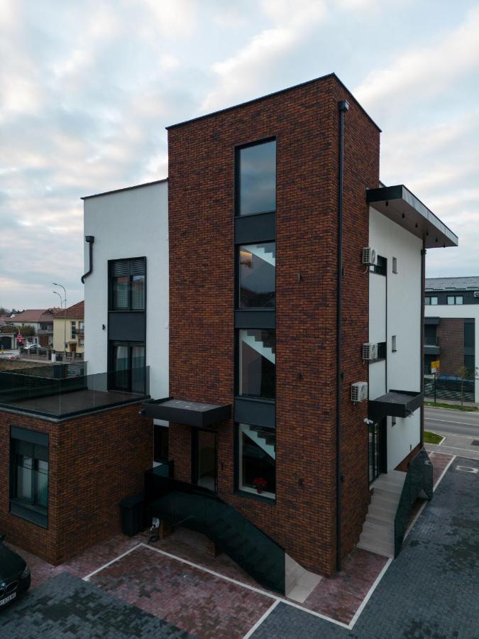 Perla Lux Apartmani Indija Buitenkant foto
